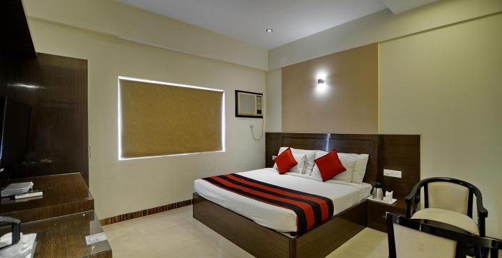 Hotel Karan Vilas